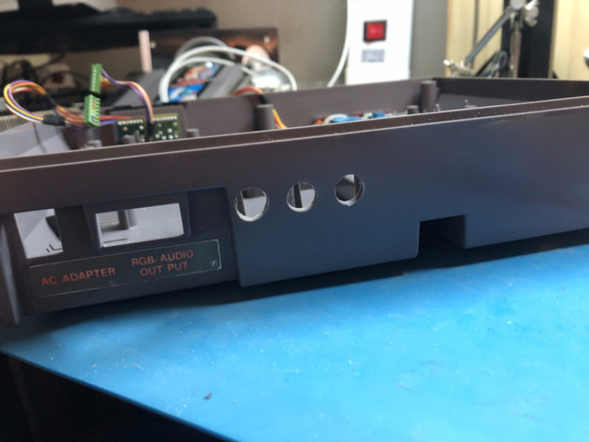 Nintendo NES - Trous de perçage